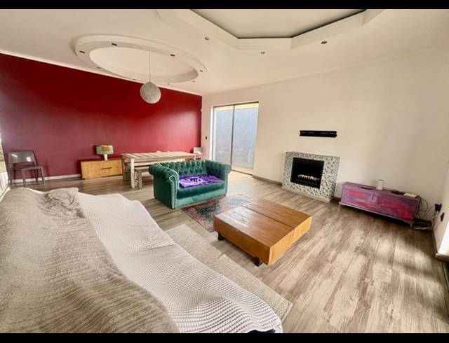 4 BEDROOM HOUSE FOR SALE IN ORANGE GROVE